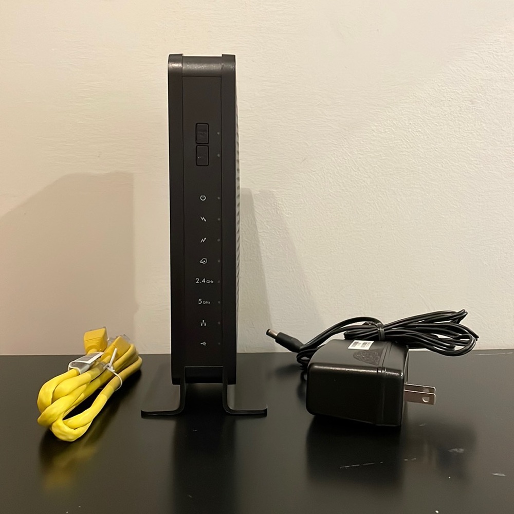 NetGear N600 WiFi Cable Modem Router Model C3700, Black